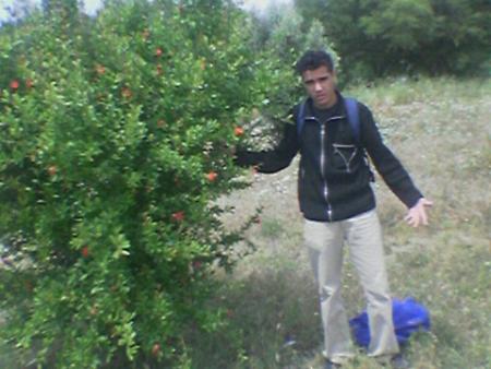 iwa nta malk asahbi ghir agi nhdar m3ak